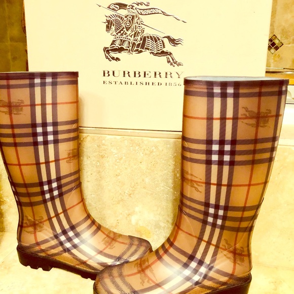 Burberry Shoes - Burberry rubber boots